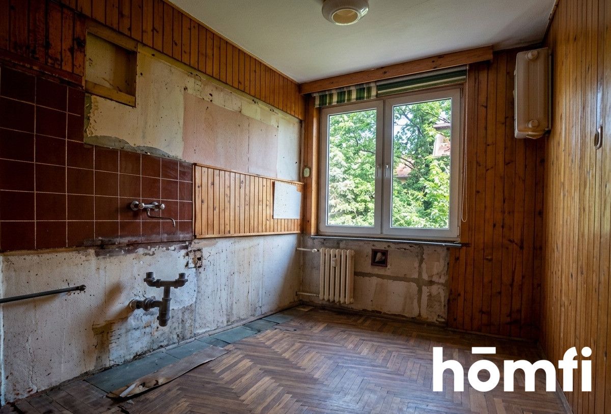 A spacious apartment with potential - Apartment - Sale - Radom, Os. XV-lecia