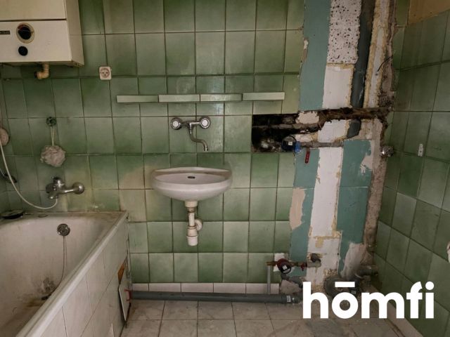 A spacious apartment with potential - Квартира - Продаж - Radom, Os. XV-lecia