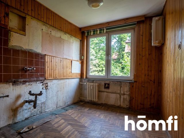 A spacious apartment with potential - Квартира - Продаж - Radom, Os. XV-lecia