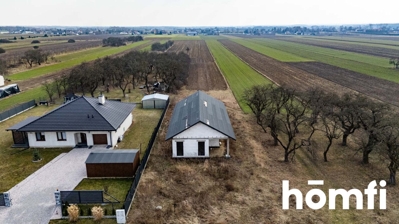Spacious house on a large plot in Wawrzyszów - Дім - Продаж - Radomski, Wolanów / Wawrzyszów