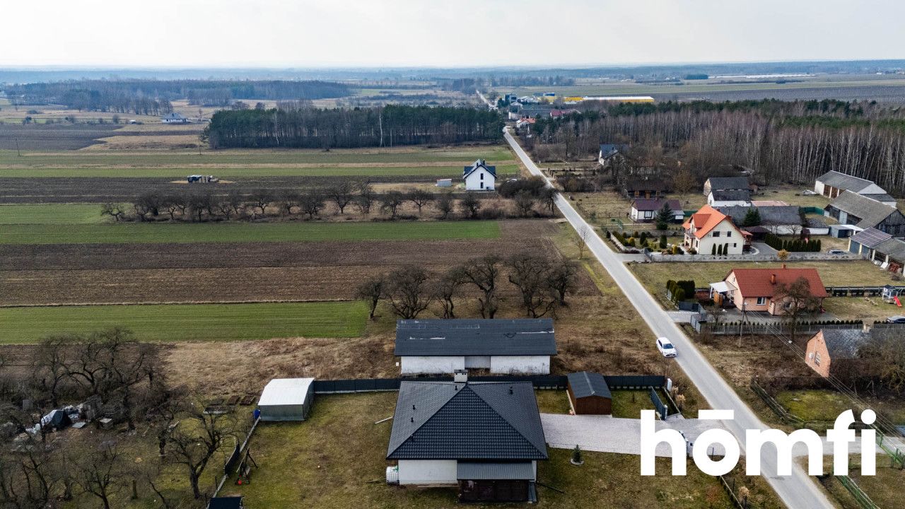 Spacious house on a large plot in Wawrzyszów - Дім - Продаж - Radomski, Wolanów / Wawrzyszów