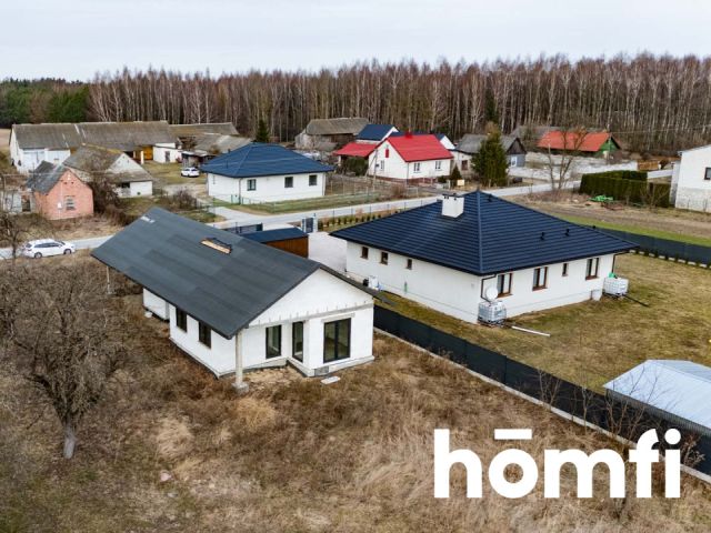 Przestronny dom na dużej działce w Wawrzyszowie - Dom - Sprzedaż - Radomski, Wolanów / Wawrzyszów