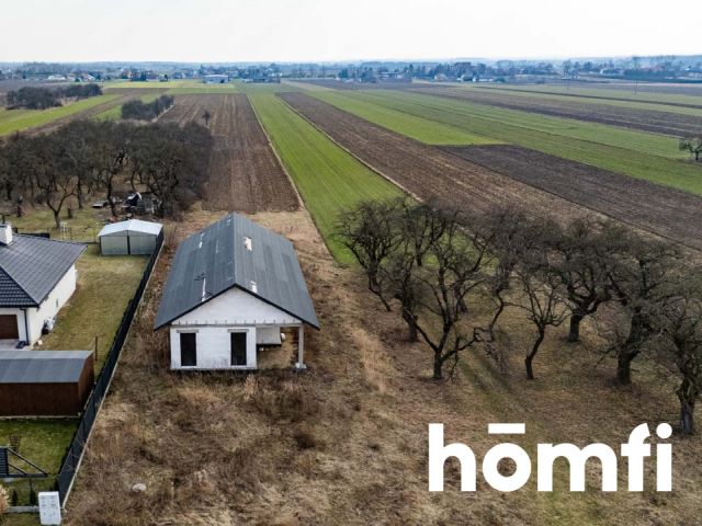 Przestronny dom na dużej działce w Wawrzyszowie - Dom - Sprzedaż - Radomski, Wolanów / Wawrzyszów