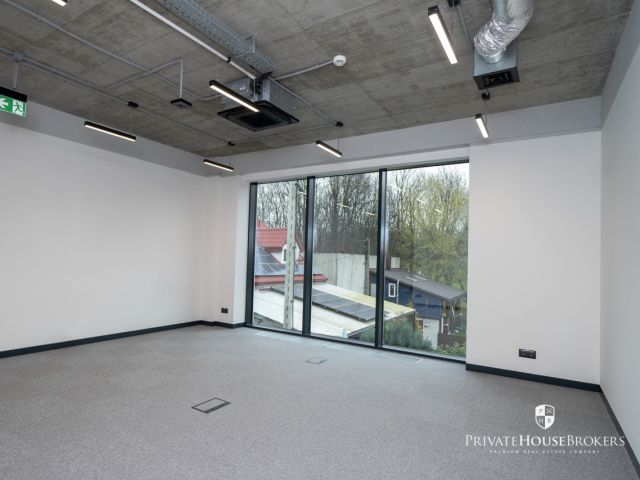 A unique space for your business - an intimate office building at al. John Paul - Commercial premises - Rent - Kraków, Śródmieście / Grzegórzki