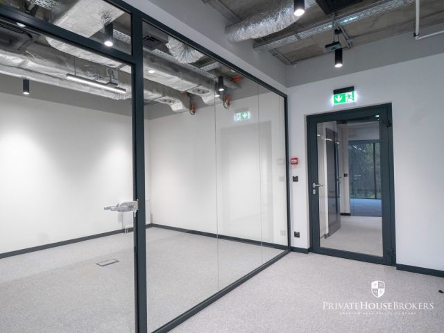 A unique space for your business - an intimate office building at al. John Paul - Commercial premises - Rent - Kraków, Śródmieście / Grzegórzki