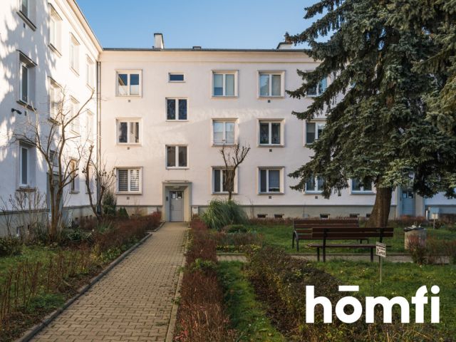 2-ROOM APARTMENT WITH A SEPARATE KITCHEN/ OSIEDLE ZIELONE/ NOWA HUTA/ PLAC CENTRALNY - Apartment - Sale - Kraków, Nowa Huta