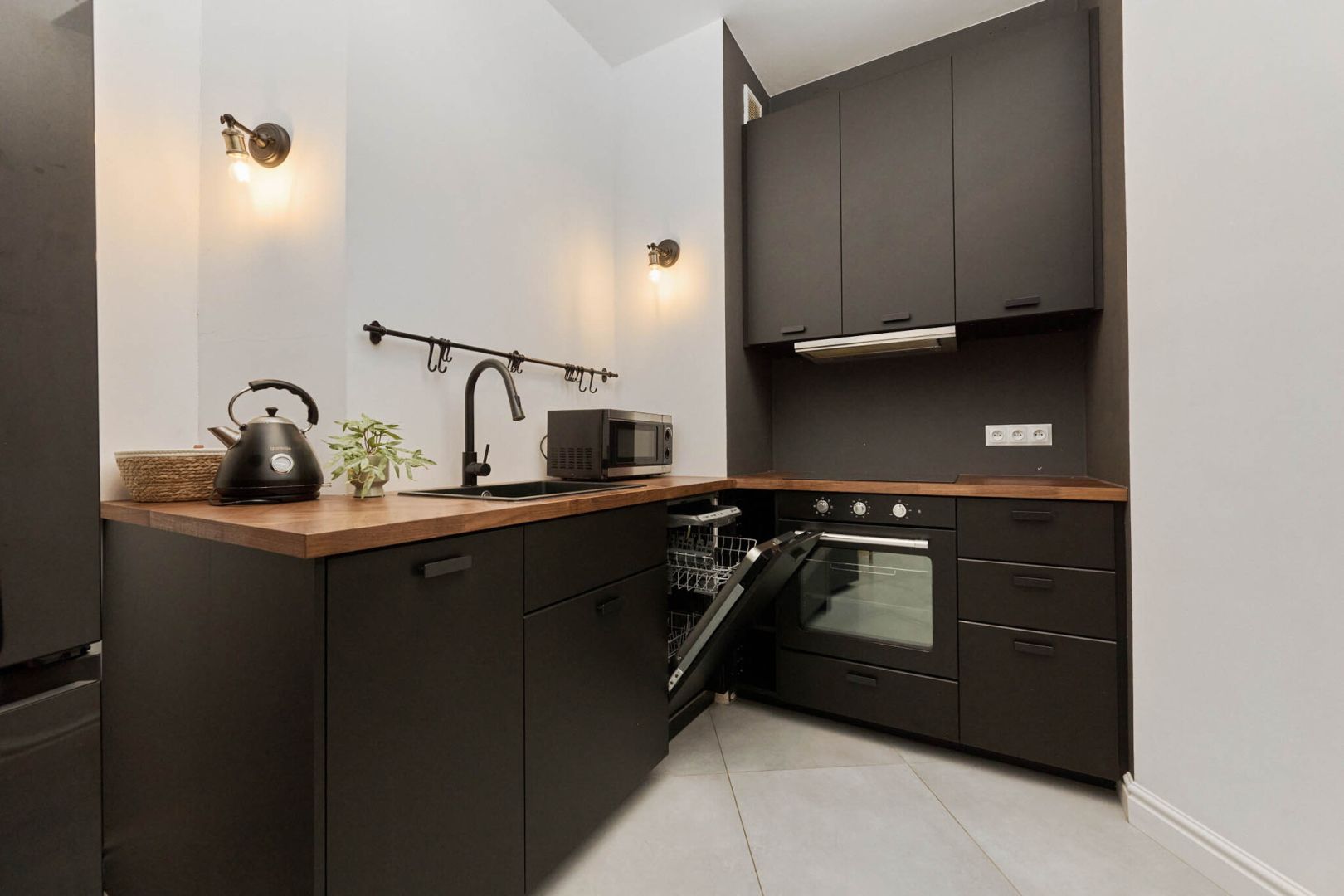 Loftowe 3 pokoje Bulwar Staromiejski, Stare Miasto - Mieszkanie - Wynajem - Wrocław, Stare Miasto