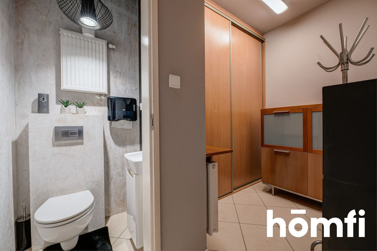 Great commercial building with high business potentia in Radom - Комерційне приміщення - Оренда - Radom, Sadków