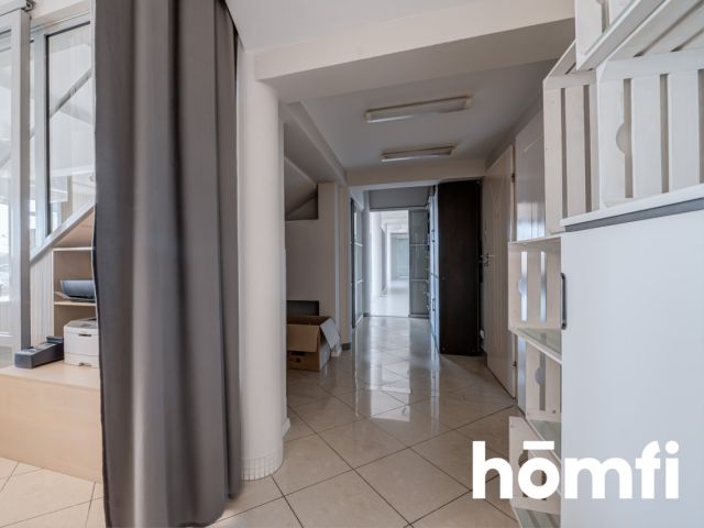 Wyjątkowy budynek komercyjny o dużym potencjale w Radomiu - Lokal użytkowy - Wynajem - Radom, Sadków