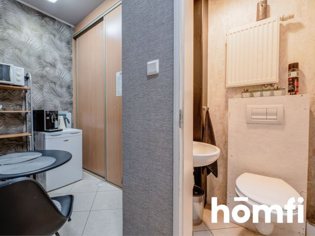 Wyjątkowy budynek komercyjny o dużym potencjale w Radomiu - Lokal użytkowy - Wynajem - Radom, Sadków