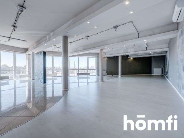 Wyjątkowy budynek komercyjny o dużym potencjale w Radomiu - Lokal użytkowy - Wynajem - Radom, Sadków