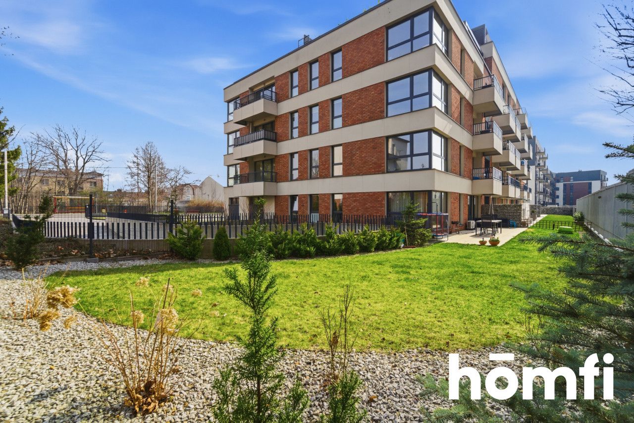 100-SQUARE-METER APARTMENT WITH A GARDEN, BIELSKO-BIAŁA - Квартира - Продаж - Bielsko-Biała, Górne Przedmieście