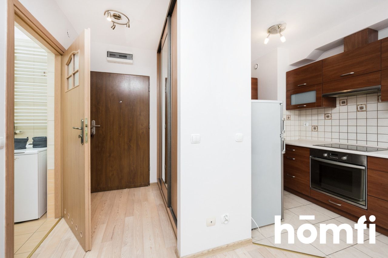 A comfortable apartment with a large balcony in the protected housing estate - Квартира - Оренда - Kraków, Nowa Huta / Mistrzejowice