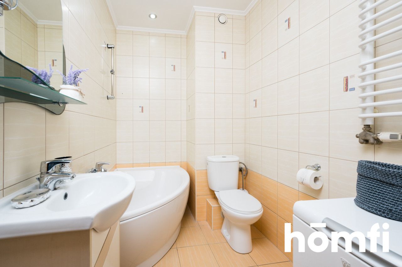 A comfortable apartment with a large balcony in the protected housing estate - Квартира - Оренда - Kraków, Nowa Huta / Mistrzejowice