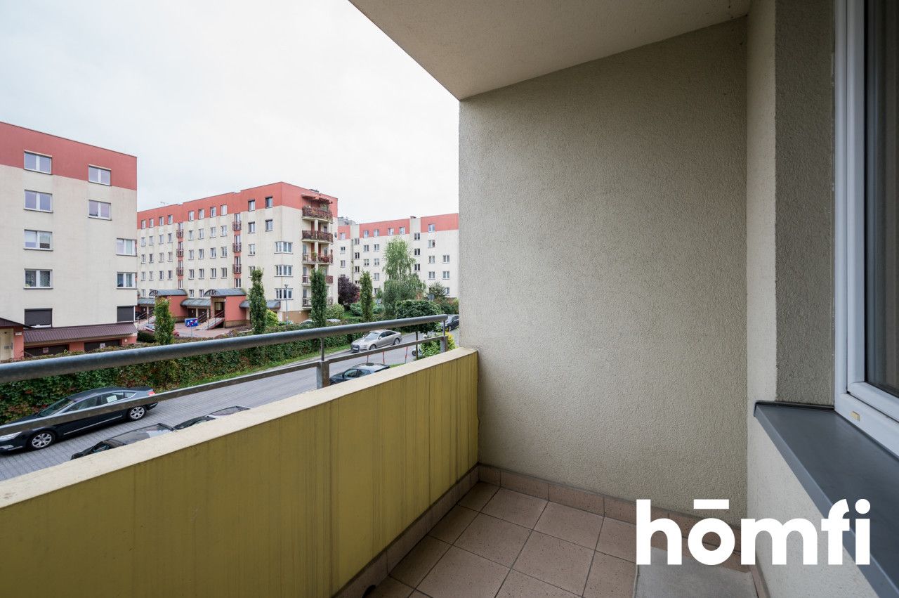 A comfortable apartment with a large balcony in the protected housing estate - Квартира - Оренда - Kraków, Nowa Huta / Mistrzejowice