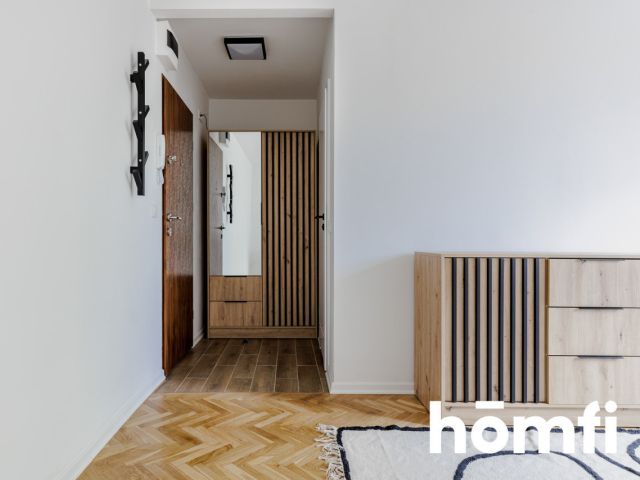 Pełne światła studio przy M2 Bródno - Mieszkanie - Wynajem - Warszawa, Targówek