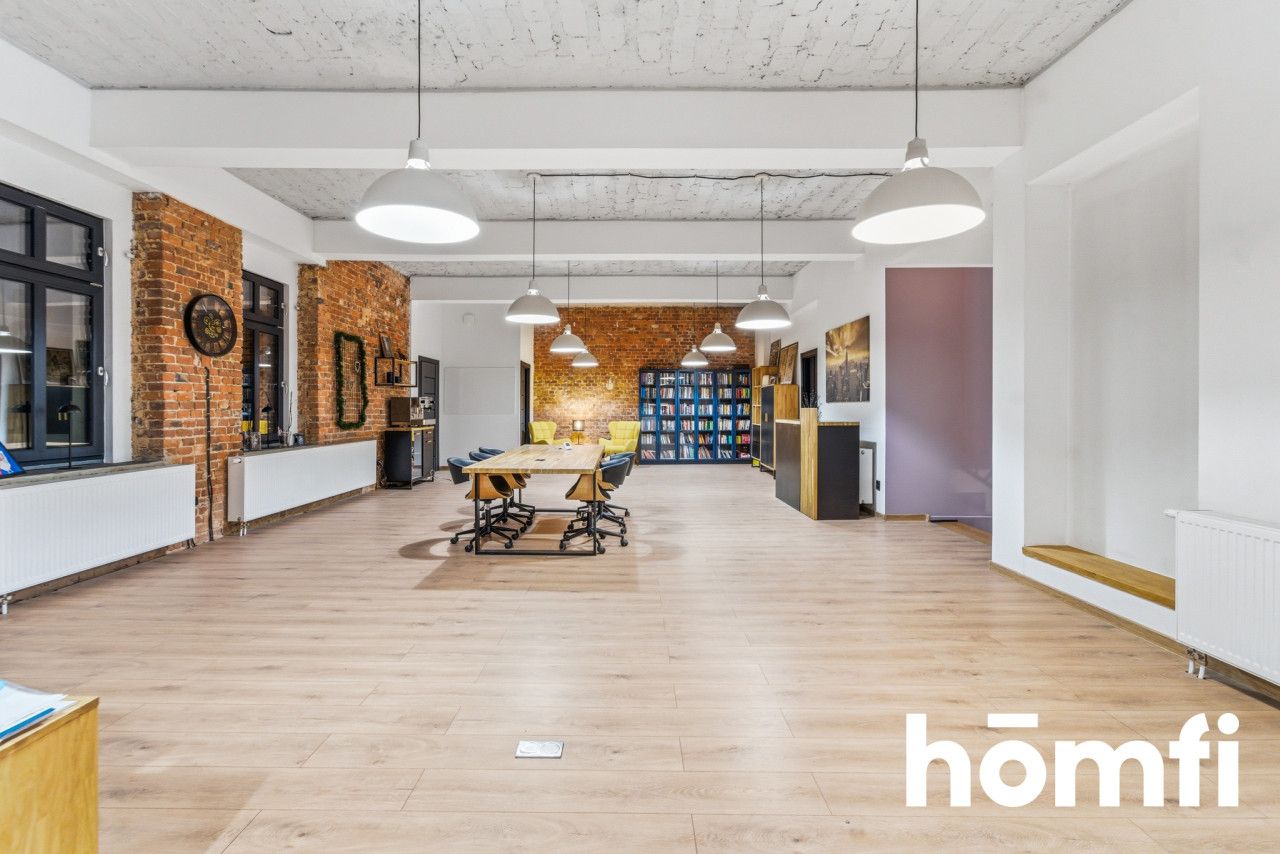 Historic townhouse in the city center of Bytom - Комерційне приміщення - Продаж - Bytom, Centrum