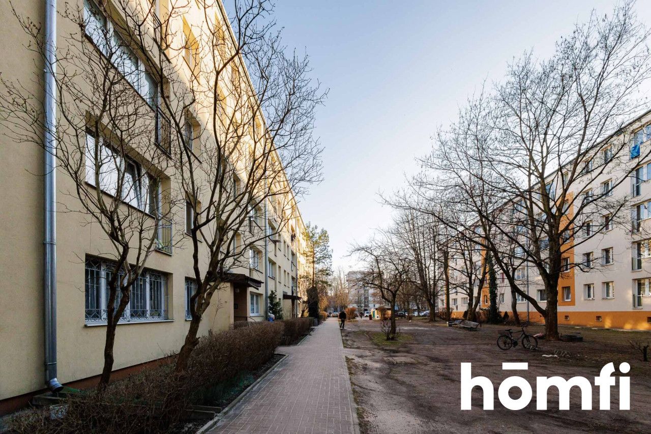 2 rooms renovated by the park - Apartment - Rent - Pruszkowski, Pruszków