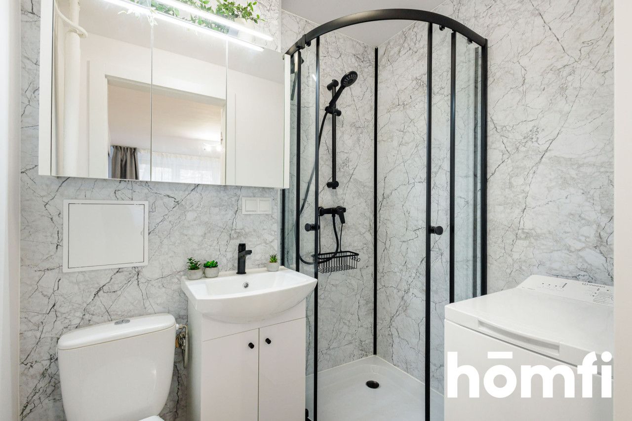 2 rooms renovated by the park - Apartment - Rent - Pruszkowski, Pruszków