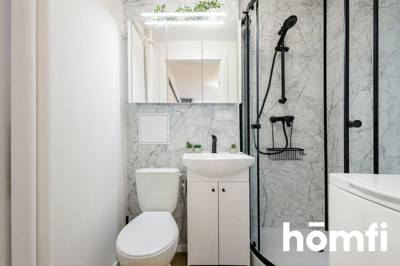 2 rooms renovated by the park - Apartment - Rent - Pruszkowski, Pruszków