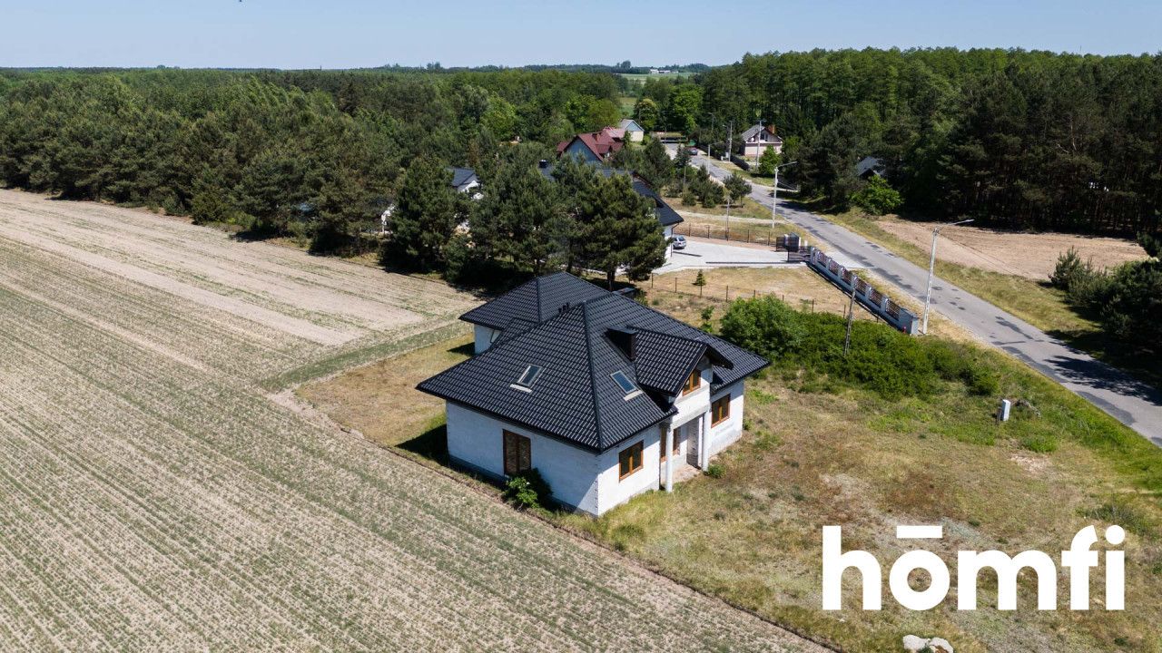 Spacious house with separate building with garrage and big plot - House - Sale - Zwoleński, Kazanów / Kopiec