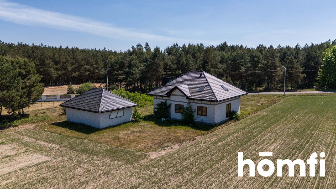 Spacious house with separate building with garrage and big plot - House - Sale - Zwoleński, Kazanów / Kopiec