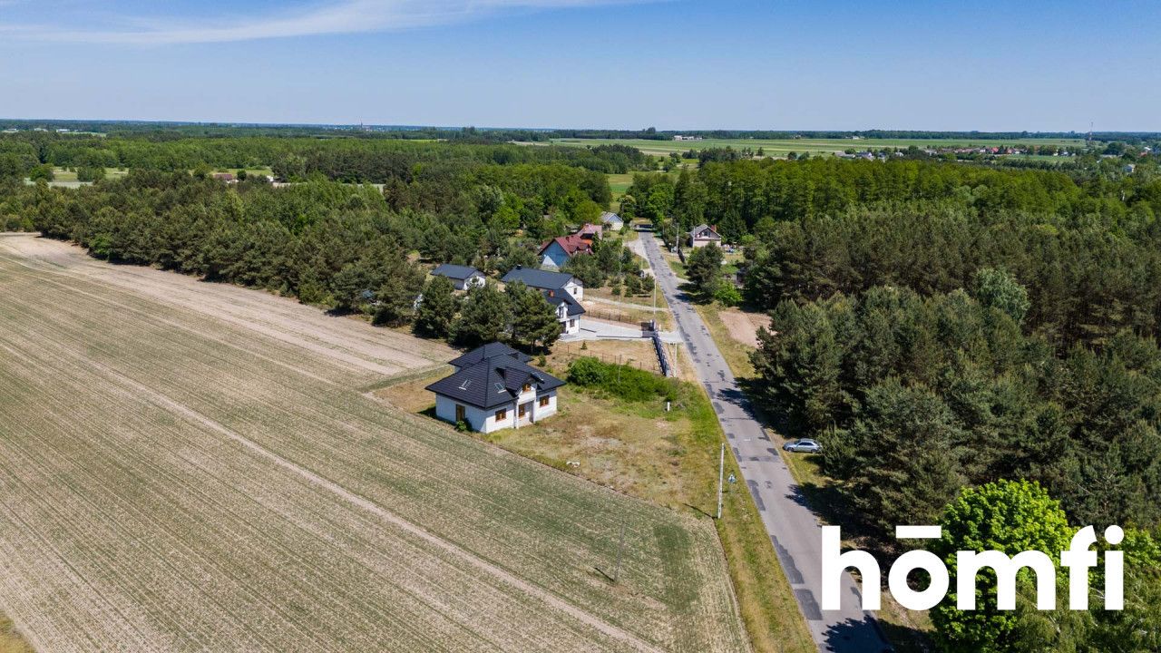 Spacious house with separate building with garrage and big plot - House - Sale - Zwoleński, Kazanów / Kopiec