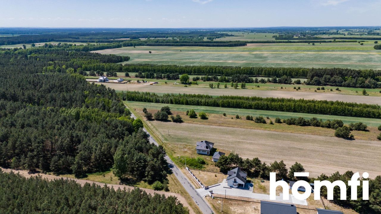 Spacious house with separate building with garrage and big plot - House - Sale - Zwoleński, Kazanów / Kopiec