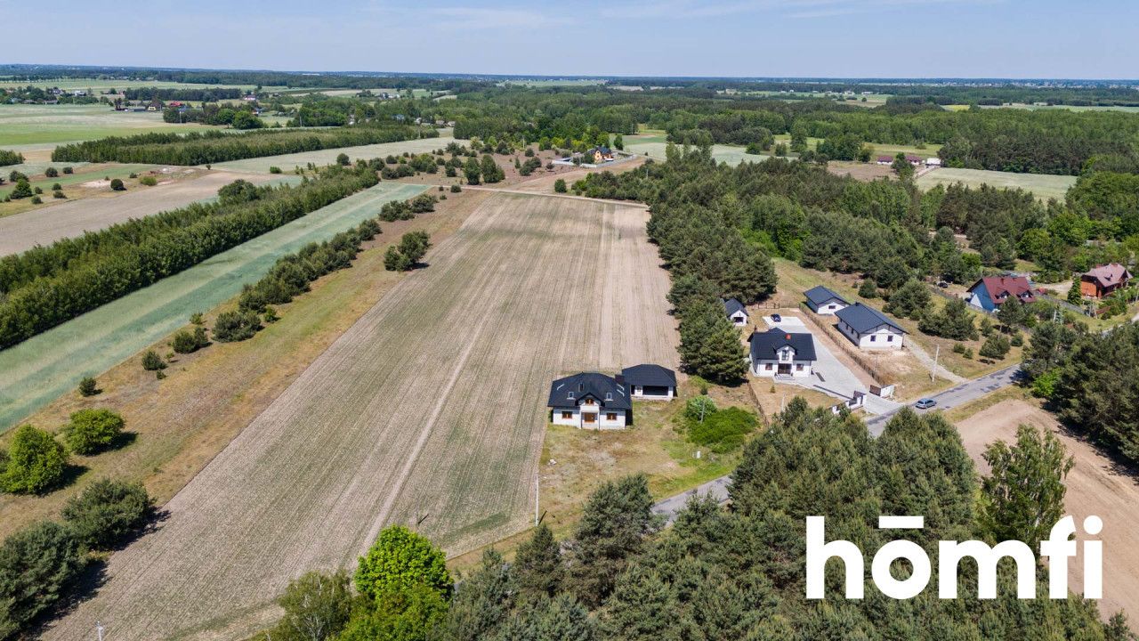 Spacious house with separate building with garrage and big plot - House - Sale - Zwoleński, Kazanów / Kopiec