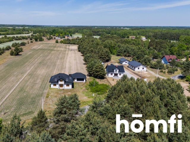 Spacious house with separate building with garrage and big plot - House - Sale - Zwoleński, Kazanów / Kopiec