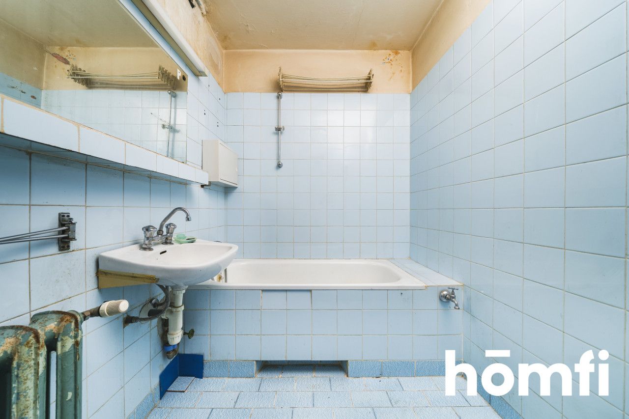 Bright 3-room apartment ready for renovation and personal customization - Квартира - Продаж - Kraków, Podgórze