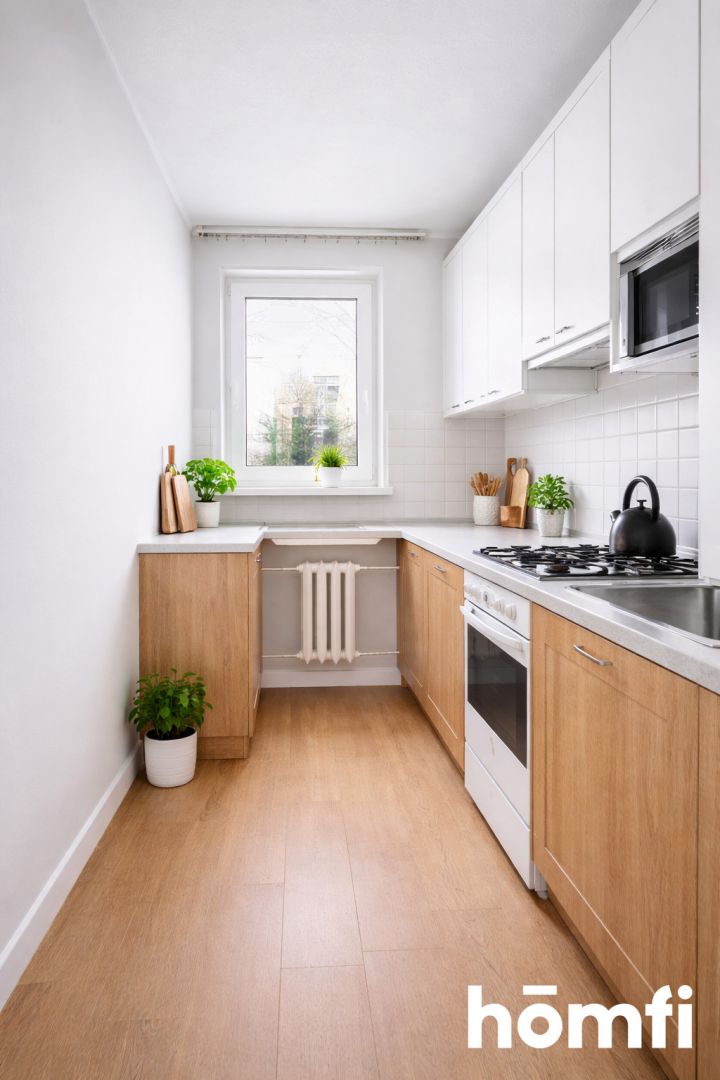 Bright 3-room apartment ready for renovation and personal customization - Квартира - Продаж - Kraków, Podgórze