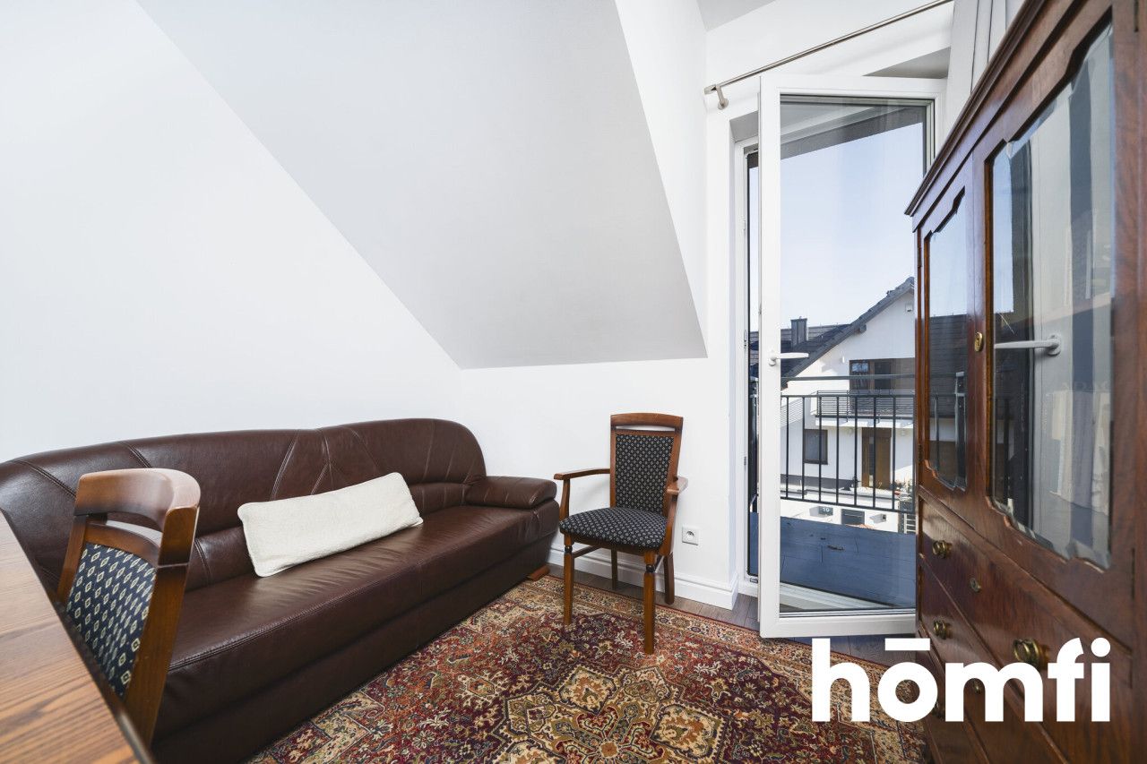 A spacious house surrounded by greenery near Kraków - Дім - Продаж - Krakowski, Zabierzów