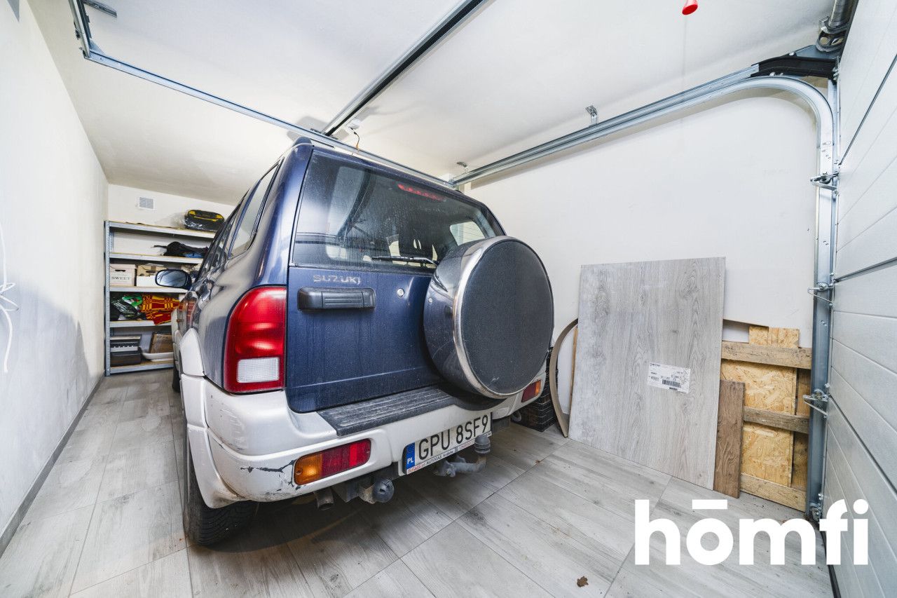 A spacious house surrounded by greenery near Kraków - Дім - Продаж - Krakowski, Zabierzów