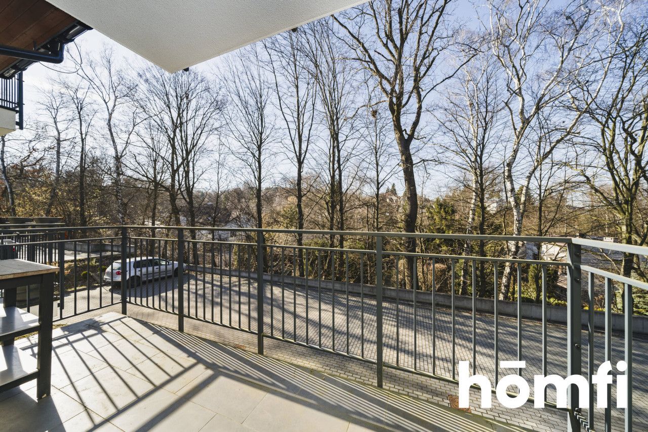 A spacious house surrounded by greenery near Kraków - Дім - Продаж - Krakowski, Zabierzów