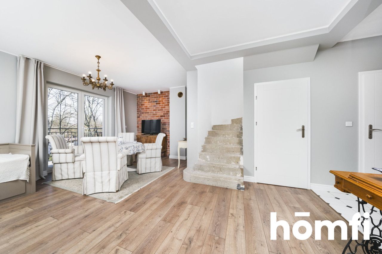 A spacious house surrounded by greenery near Kraków - Дім - Продаж - Krakowski, Zabierzów