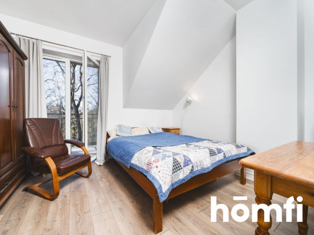 Przestronny dom wsród zieleni pod Krakowem - Dom - Sprzedaż - Krakowski, Zabierzów