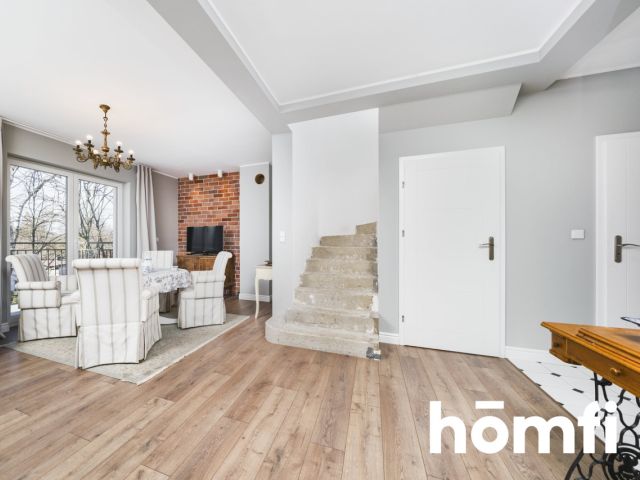 Przestronny dom wsród zieleni pod Krakowem - Dom - Sprzedaż - Krakowski, Zabierzów