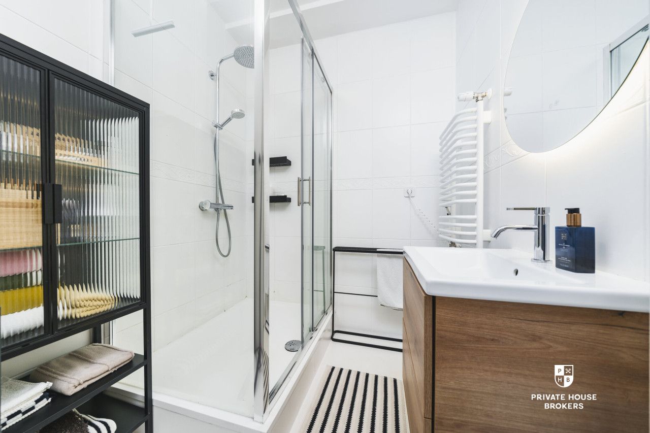 Spacious, high-end apartment, Chopina street - Apartment - Sale - Kraków, Krowodrza