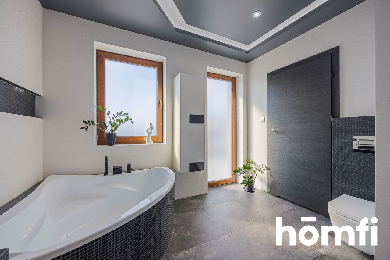 Wyjątkowy dom wolnostojący z pięknym ogrodem i garażem w bryle budynku - Drabinianka - Dom - Sprzedaż - Rzeszów, Drabinianka