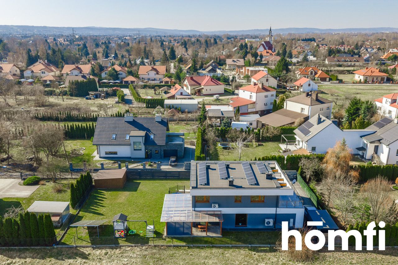 Wyjątkowy dom wolnostojący z pięknym ogrodem i garażem w bryle budynku - Drabinianka - Dom - Sprzedaż - Rzeszów, Drabinianka