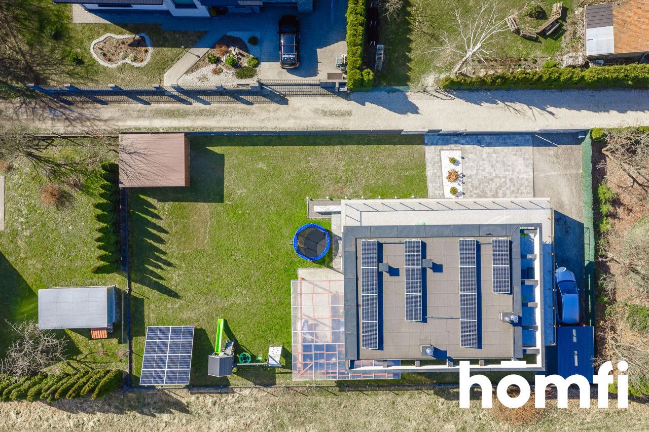 A unique detached house with a beautiful garden and a garage in the building - House - Sale - Rzeszów, Drabinianka