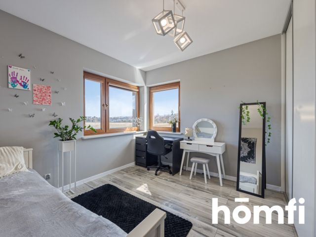 A unique detached house with a beautiful garden and a garage in the building - Дім - Продаж - Rzeszów, Drabinianka