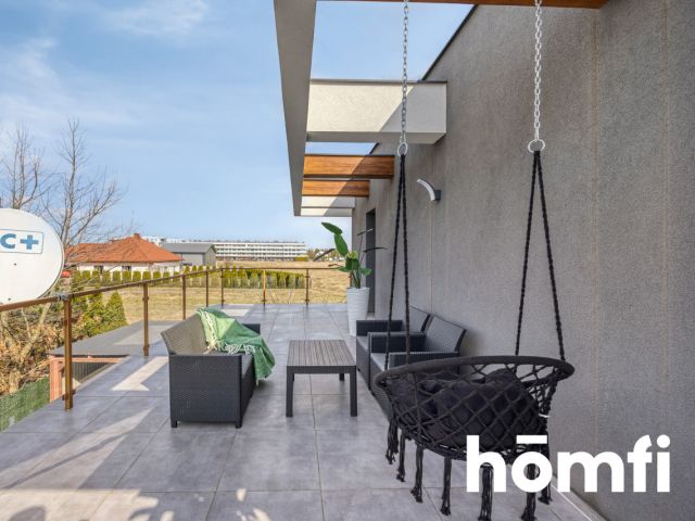 A unique detached house with a beautiful garden and a garage in the building - Дім - Продаж - Rzeszów, Drabinianka