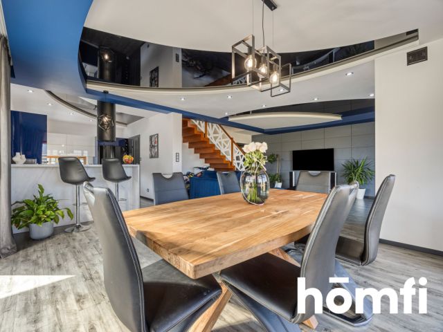 A unique detached house with a beautiful garden and a garage in the building - Дім - Продаж - Rzeszów, Drabinianka