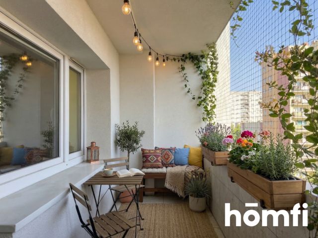 3-Room Apartment + Separate Kitchen, Loggia, Full Ownership, 6th Floor - Apartment - Sale - Kraków, Nowa Huta / Oświecenia