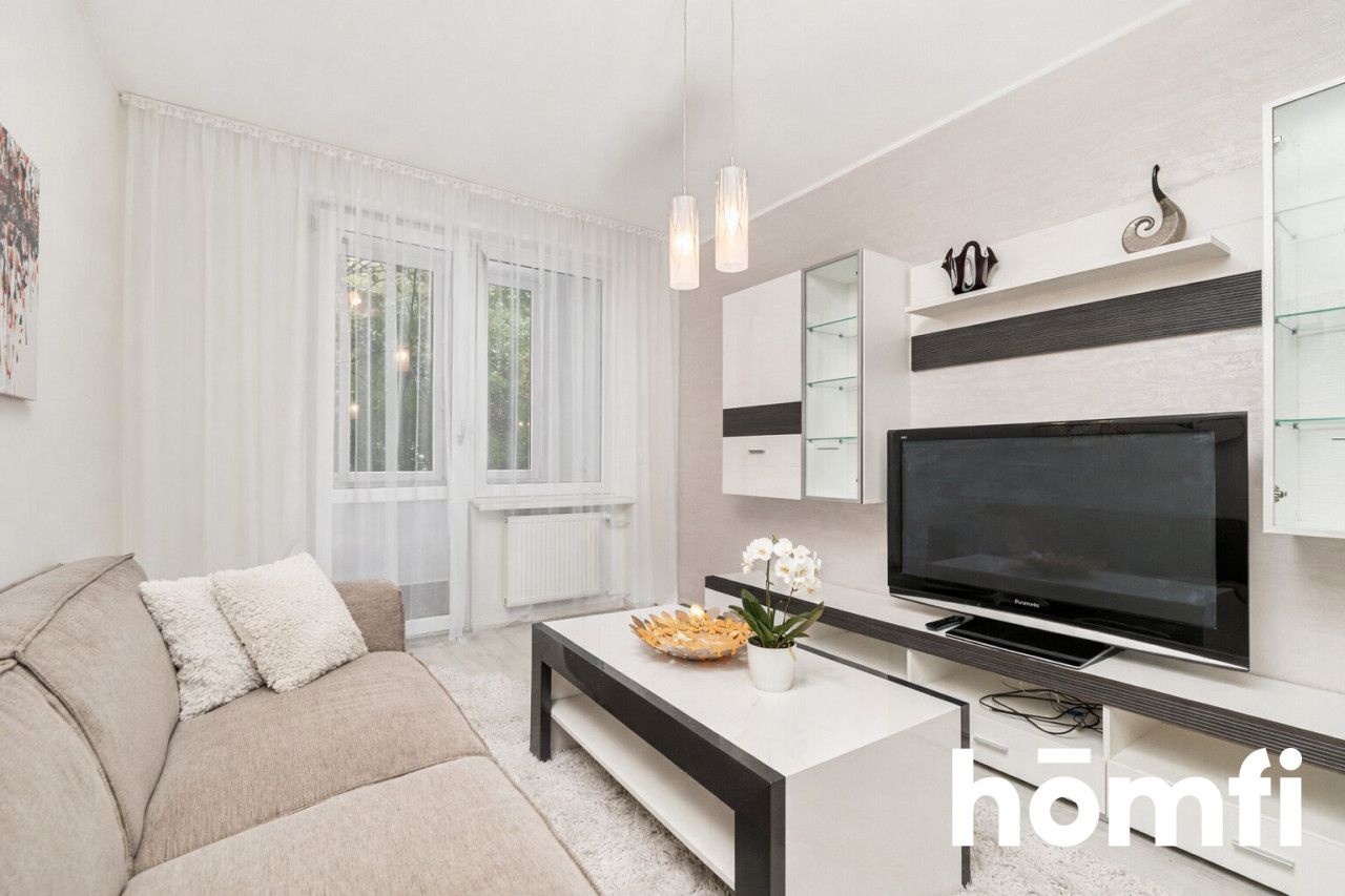 Well-arranged two-room apartment in a great location with a view of the trees. - Квартира - Продаж - Wrocław, Fabryczna / Grabiszyn