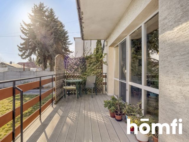 House on a large plot with a car workshop - Дім - Продаж - Rzeszów, Wilkowyja