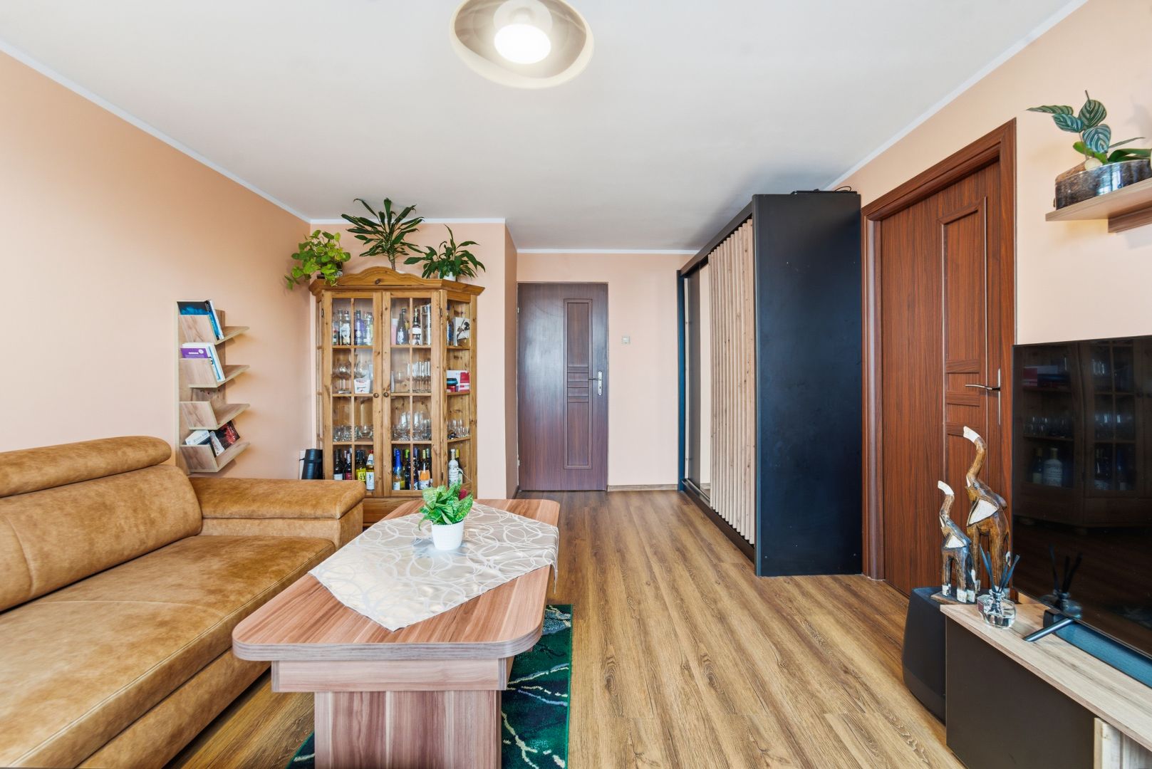 3 Rooms to Discover - Osiedle Tysiąclecia - Apartment - Sale - Katowice, Tysiąclecia