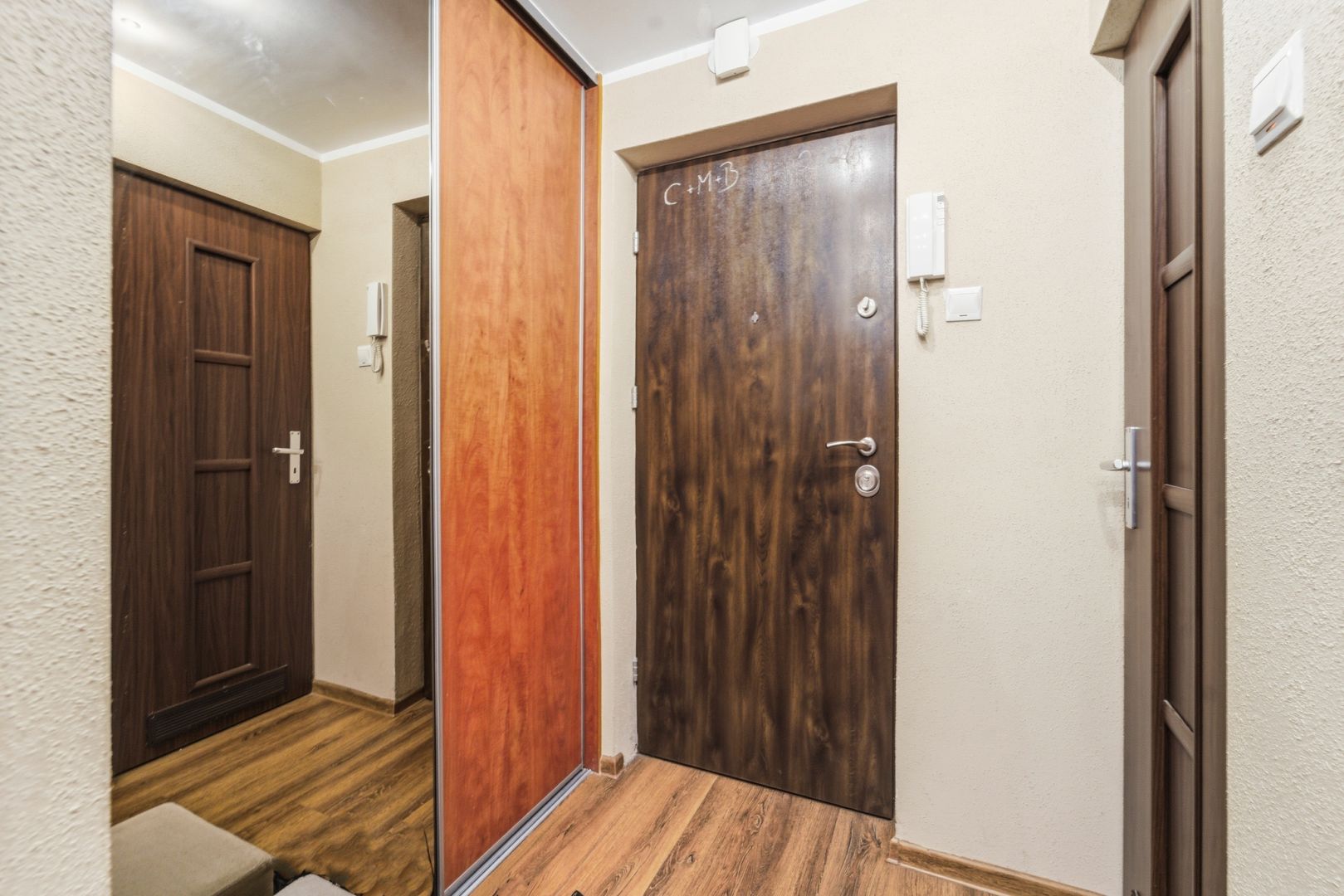 3 Rooms to Discover - Osiedle Tysiąclecia - Apartment - Sale - Katowice, Tysiąclecia